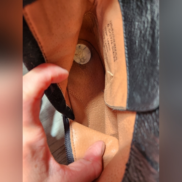 Gentle Souls By Kenneth Cole Best Of Moto Leather Ankle Black Booties Size 6.5 - Picture 9 of 9